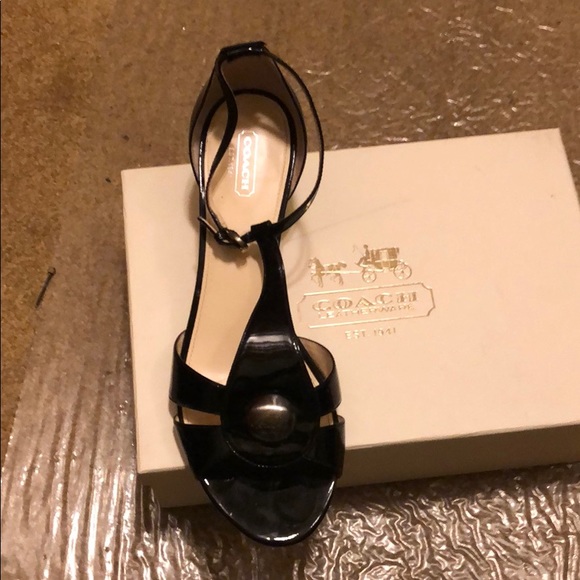 Coach Hellena soft patent leather shoes - Picture 2 of 6